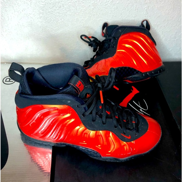 nike foamposite one habanero red